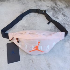 Nike Air Jordan Crossbody Bag Pink Fanny Pak